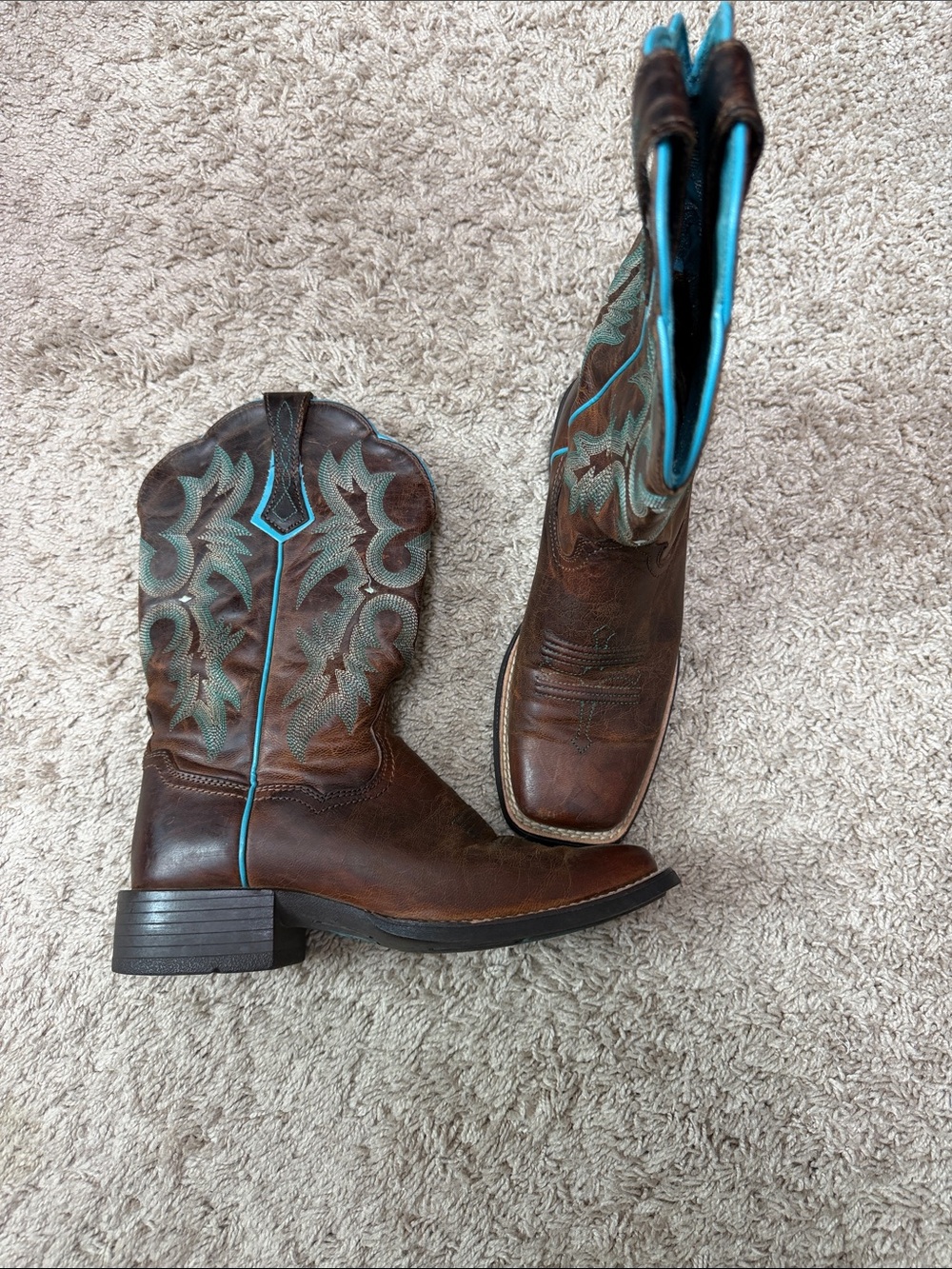 Ariat Brown Leather Western Boots with Turquoise Stitching